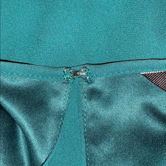 Express Emerald Green Cocktail Dress - Picture 7 of 7